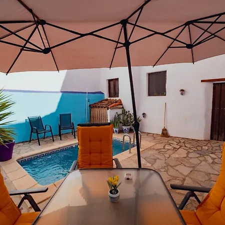 La Granadilla Bed and Breakfast